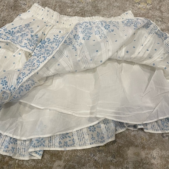 LoveShackFancy Ruffle Mini Skirt Ivory Blue Floral Size Medium - Picture 6 of 11